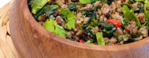 Шаг 3: гречки с чили и шпинатом