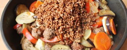 Шаг 7: гречки с фаршем и овощами