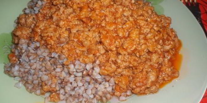 Рецепт гречки с фаршем на сковороде