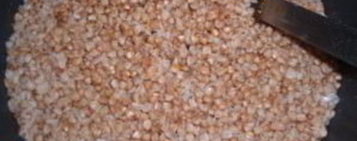 Шаг 3: гречки с фаршем на сковороде