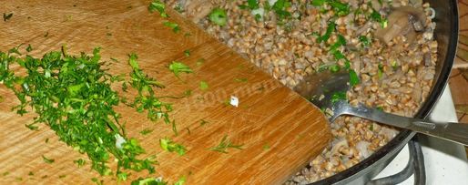 Шаг 11: гречки с грибами и луком