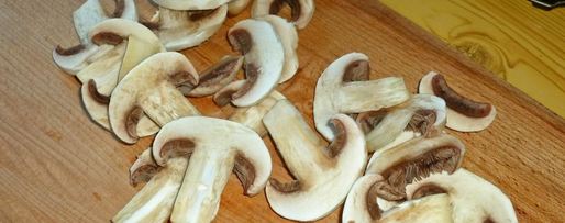 Шаг 2: гречки с грибами и луком