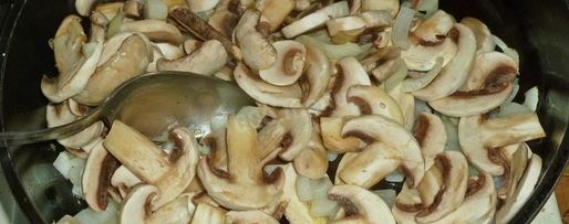 Шаг 4: гречки с грибами и луком