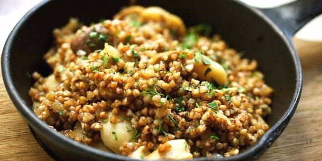 Рецепт гречки с грибами и перцем чили