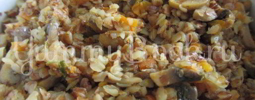 Шаг 4: гречки с грибами, куриной печенью и сердцами в мультиварке