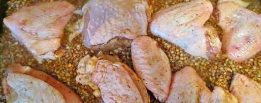 Шаг 5: гречки с курицей под сметанно-грибным соусом