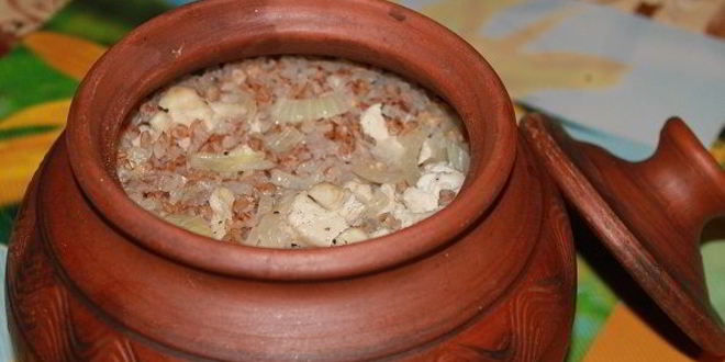 Рецепт гречки с курицей в горшочках