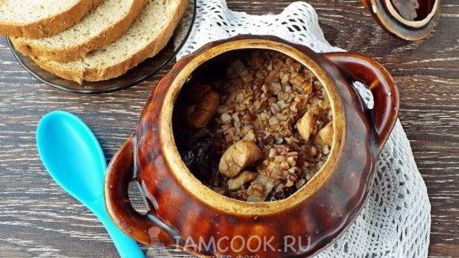 Рецепт Гречки с курицей в горшочке в духовке