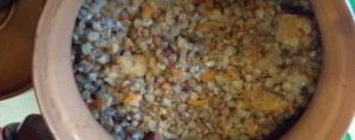 Шаг 7: гречки с мясом в горшочках