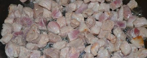 Шаг 2: гречки с мясом в горшочке