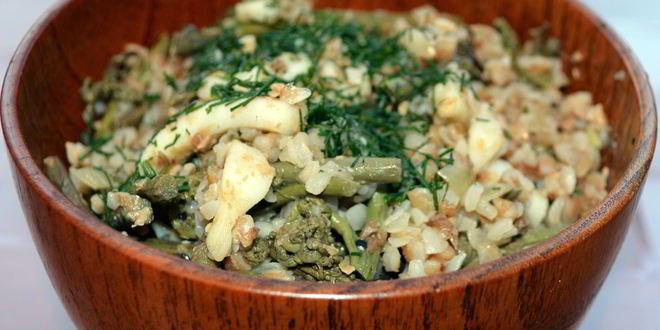 Рецепт гречки с папоротником и кальмарами