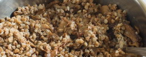 Шаг 7: гречки с сушеными грибами