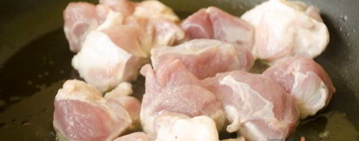 Шаг 1: гречки с тушеной свининой