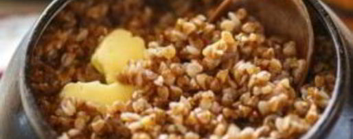 Шаг 2: гречки в чугунке