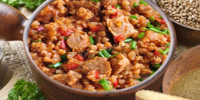 Рецепт гречки в горшочках с овощами