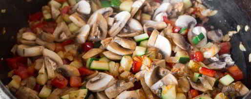 Шаг 2: гречневой каши с сезонными овощами