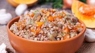 Рецепт Гречневой каши с тыквой и грибами
