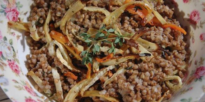 Рецепт гречневой каши с запеченными овощами