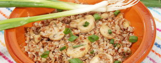 Шаг 4: каши гречневой с грибами и луком