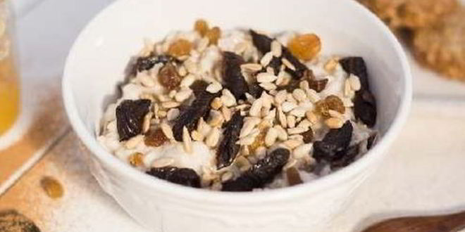 Рецепт каши овсяной с сухофруктами