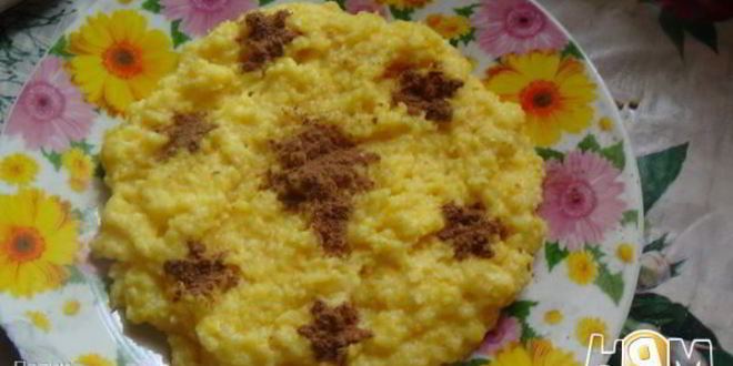 Рецепт каши кукурузной со сметаной и корицей