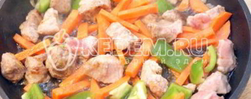 Шаг 3: кукурузной каши с мясом по-деревенски