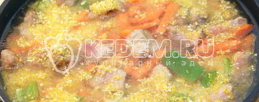 Шаг 5: кукурузной каши с мясом по-деревенски