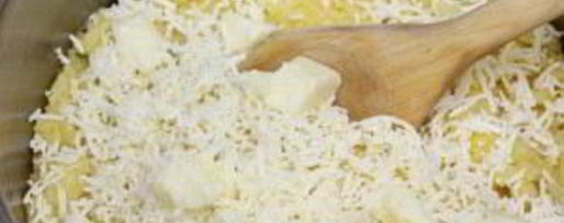 Шаг 3: мамалыги с сыром