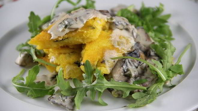 Рецепт Поленты с грибами, свежими травами и пармезаном