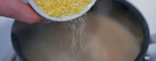 Шаг 3: поленты с курицей