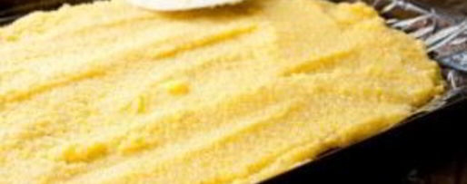 Шаг 2: поленты с сырным соусом