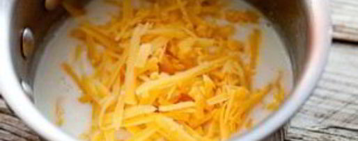 Шаг 6: поленты с сырным соусом