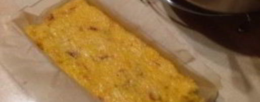 Шаг 5: поленты с вялеными помидорами в беконе