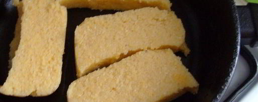 Шаг 10: поленты, жаренной с грибами и соусом дор блю