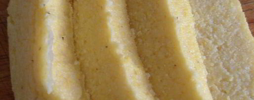 Шаг 6: поленты, жаренной с грибами и соусом дор блю