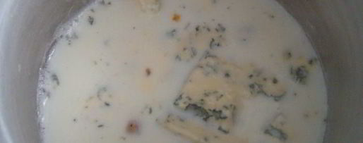 Шаг 7: поленты, жаренной с грибами и соусом дор блю