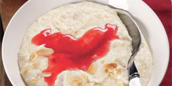 Рецепт бубертса — манной каши со взбитыми яйцами под клюквенным соусом