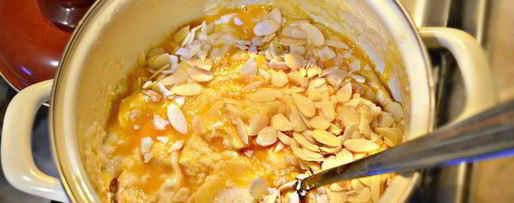 Шаг 1: гурьевской каши на топленом молоке