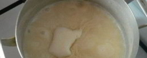 Шаг 2: густой манной каши