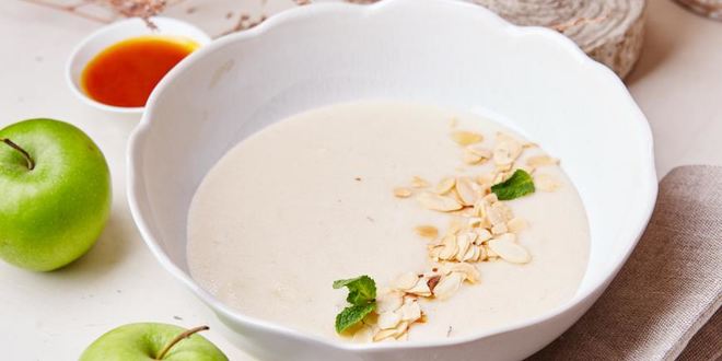 Рецепт каши манной с томлеными яблоками