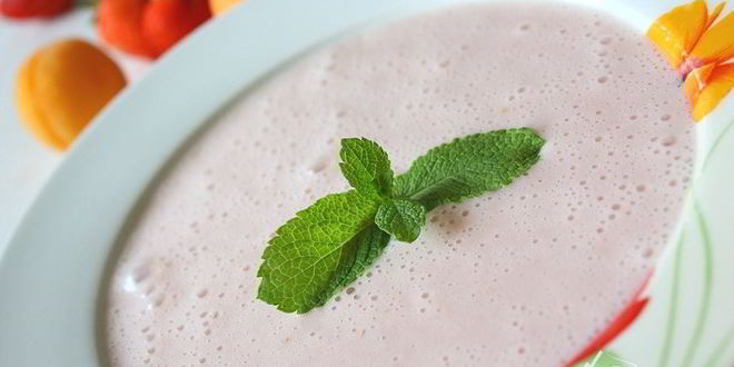 Рецепт клубничной манной каши