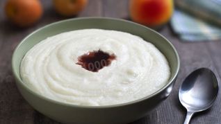 Рецепт Манной каши на молоке и воде