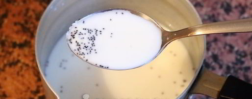 Шаг 3: манной каши на молоке с маком