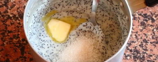 Шаг 5: манной каши на молоке с маком