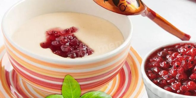 Рецепт манной каши на воде без молока