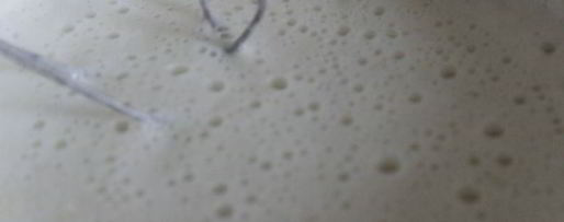 Шаг 2: манной каши с абрикосами, шоколадом и клубничным сиропом