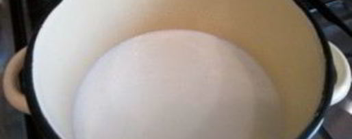 Шаг 1: манной каши с изюмом