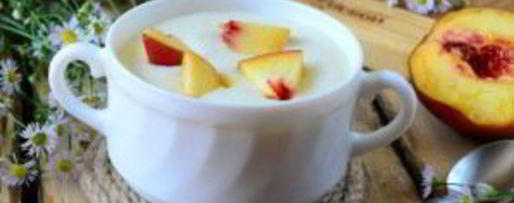 Шаг 3: манной каши с персиками