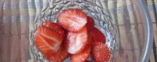 Шаг 4: манной каши с ягодами