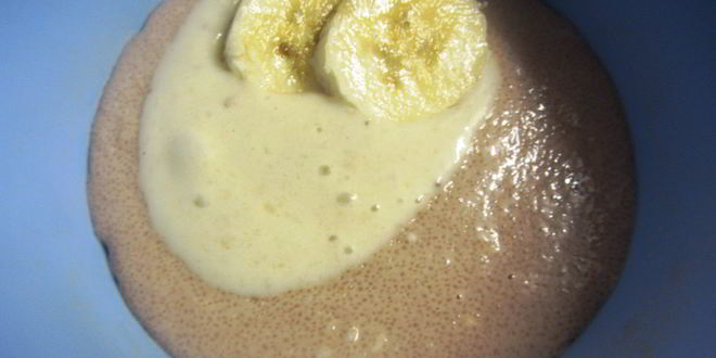 Рецепт шоколадной манной каши с банановым муссом